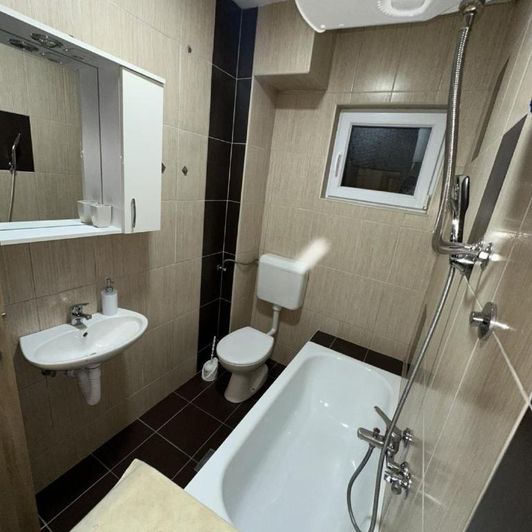 Elit Lux Apartments - One-Bedroom Apartment - 4