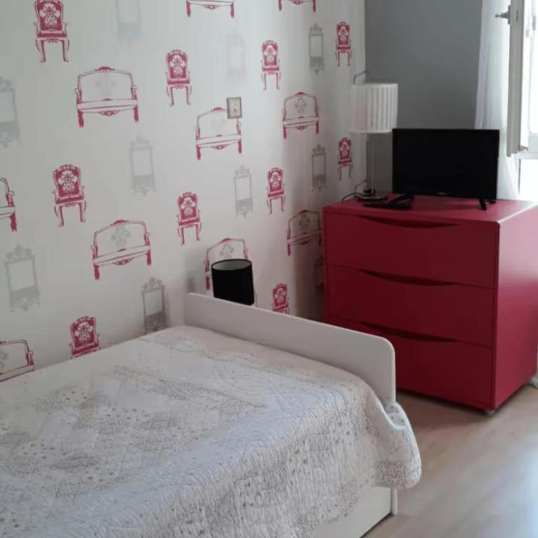 Villa 5mn mer, 8pers, 100m2, grande terrasse, clim - Villa Standard - 27