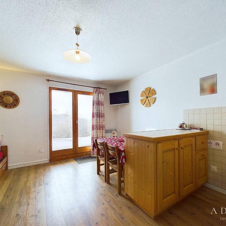 Appartement 2 Pièces Cabine, Centre Station, Proche Remontées, Terrasse Sud, 6 Pers, 2* - FR-1-398-564 - Appartement (6 Adultes) - 1