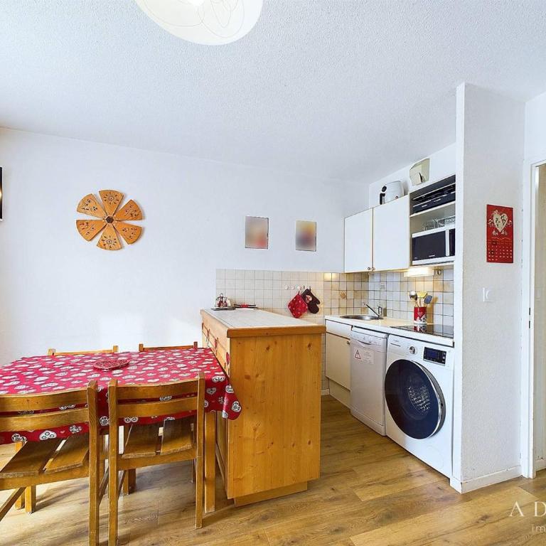 Appartement 2 Pièces Cabine, Centre Station, Proche Remontées, Terrasse Sud, 6 Pers, 2* - FR-1-398-564 - Appartement (6 Adultes) - 4