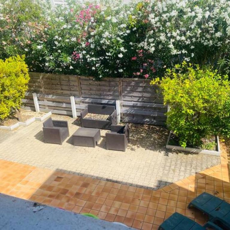 Villa 5mn mer, 8pers, 100m2, grande terrasse, clim - Villa Standard - 6