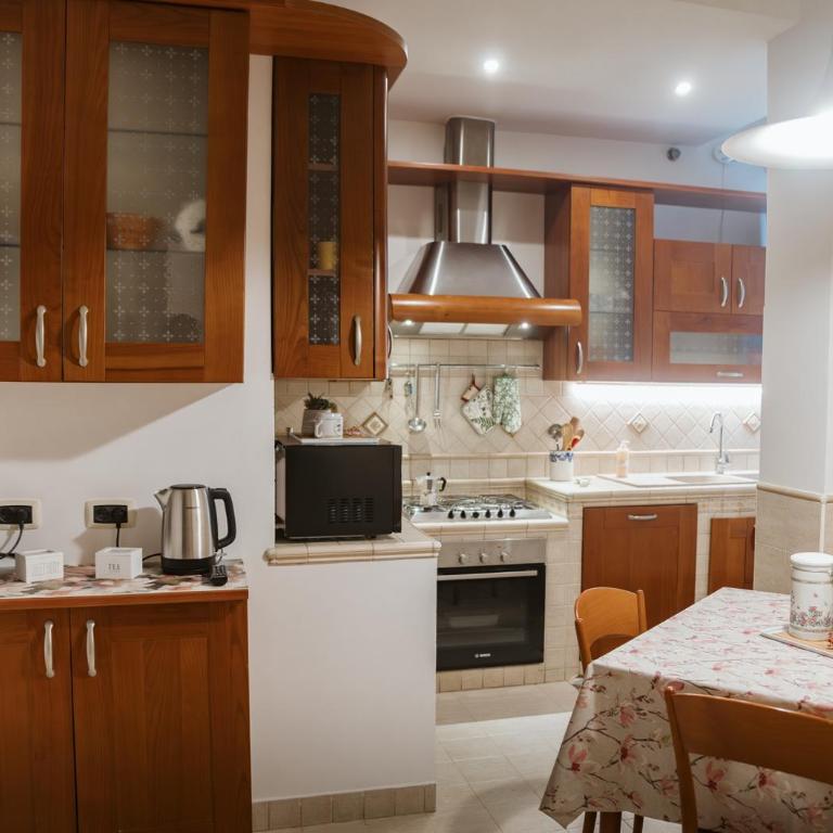 A Casa di Emy - Appartamento con 2 Camere da Letto - 6