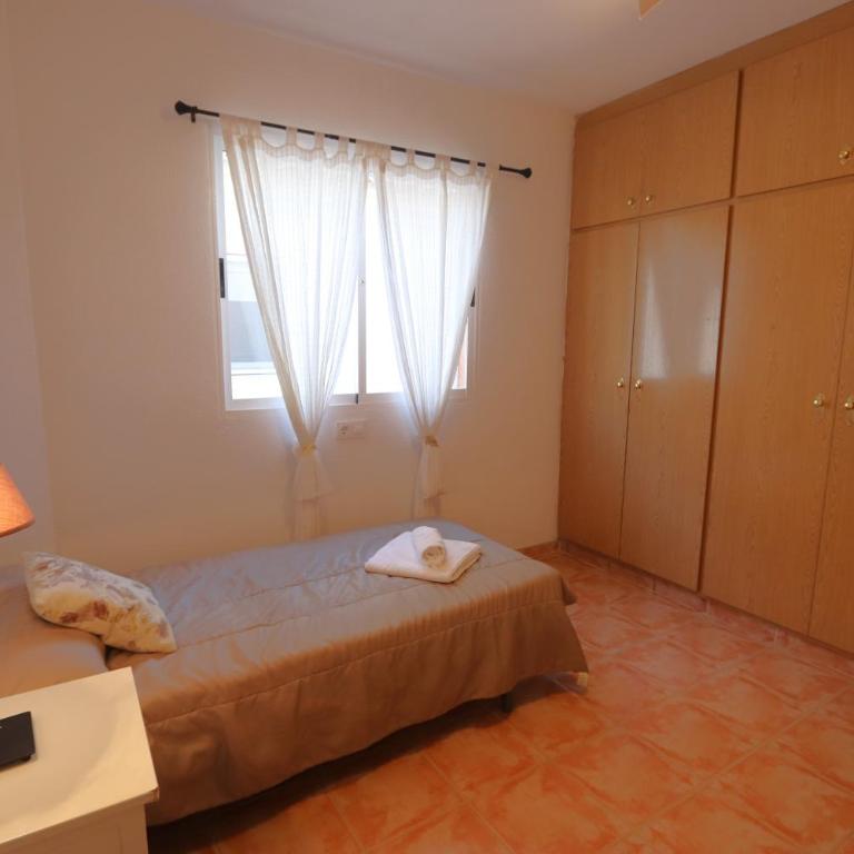 027 - Brisamar 002 - comfortHOLIDAYS - Three-Bedroom Bungalow - 17