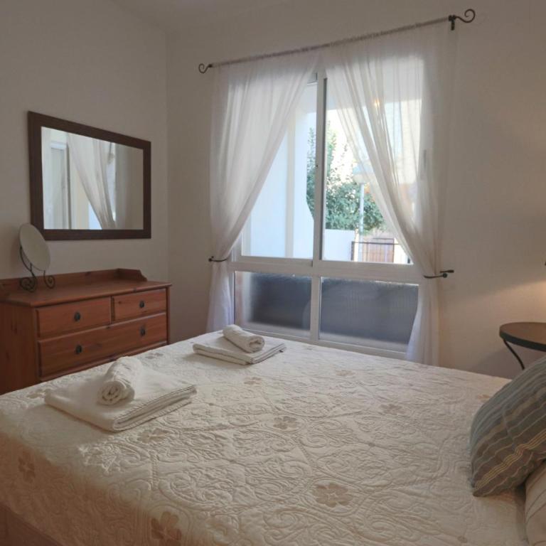 027 - Brisamar 002 - comfortHOLIDAYS - Three-Bedroom Bungalow - 7