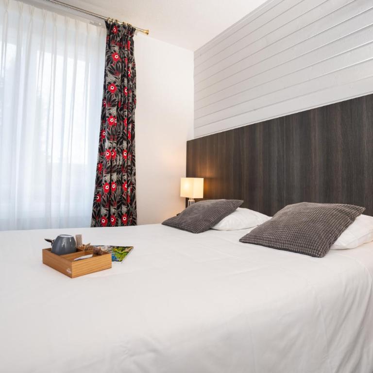 Hôtel La Réserve - Chambre Double Supérieure - 1