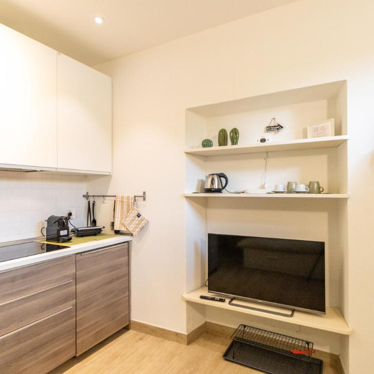 Elm Alley Apartment - Baveno - Free Wi-Fi - Apartment mit 1 Schlafzimmer - 19