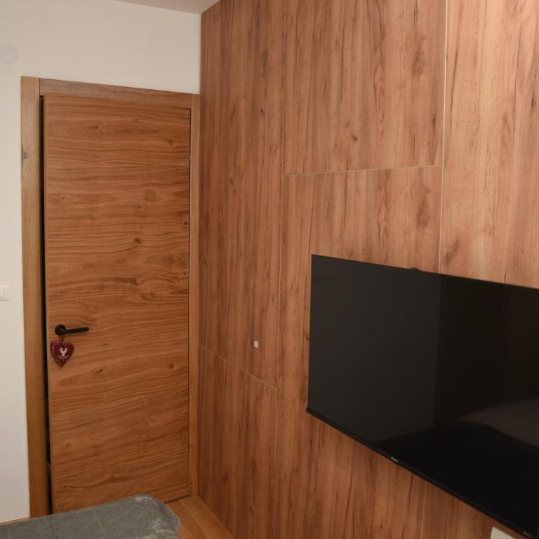 Zlatni Javor Twins - One-Bedroom Apartment - 2