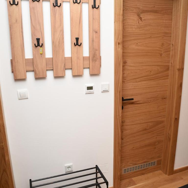 Zlatni Javor Twins - One-Bedroom Apartment - 18