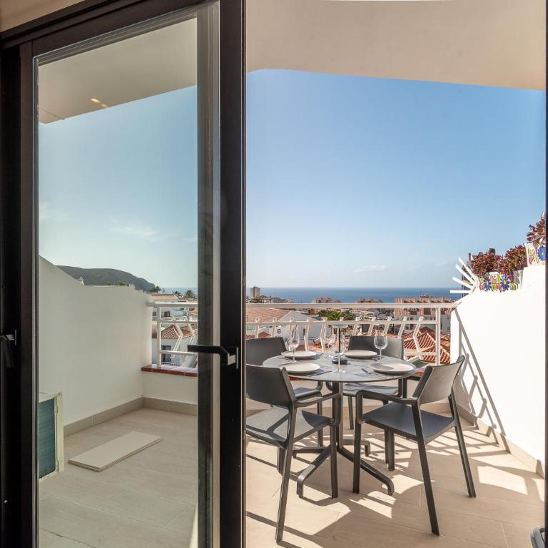 2 Bedroom Luxury Apartment with Sea View in Los Cristianos - Apartamento de 2 dormitorios - 12