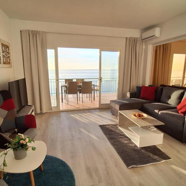 Beach Front Sea View 10th in Fuengirola - Apartamento de 3 dormitorios - 12