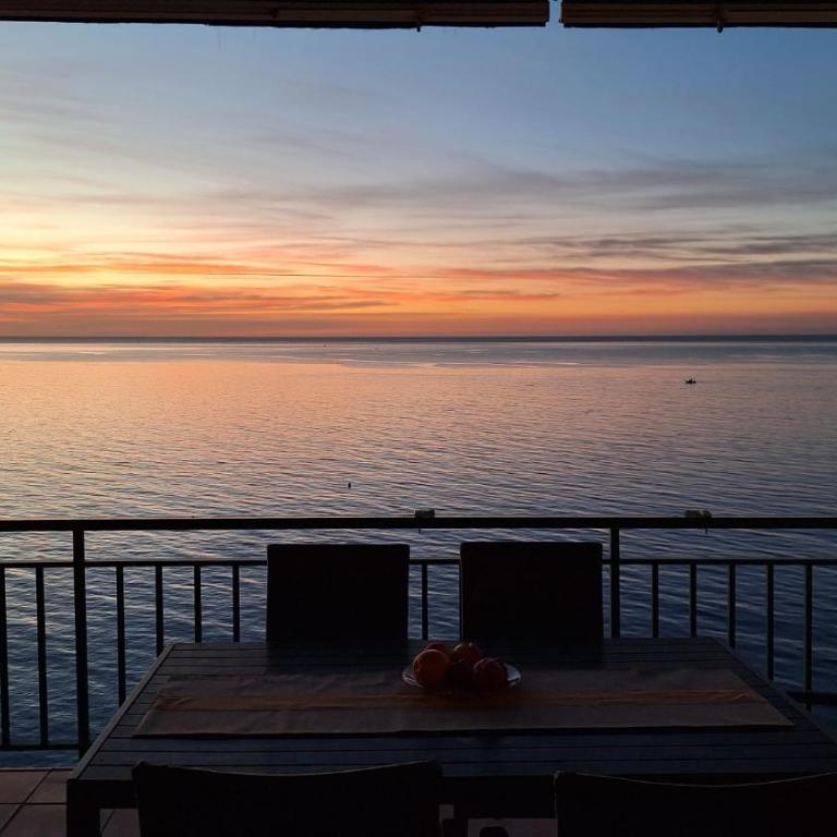 Beach Front Sea View 10th in Fuengirola - Apartamento de 3 dormitorios - 3