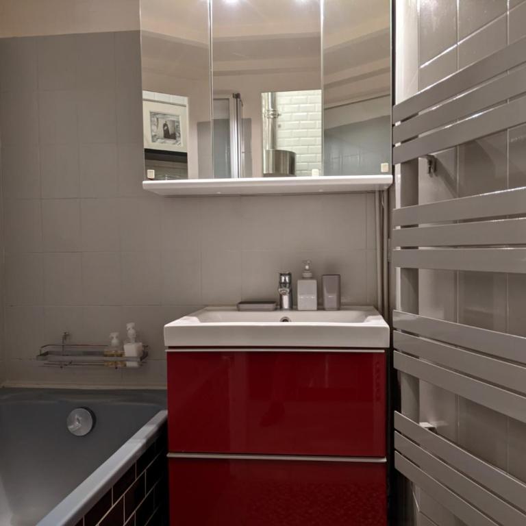 Duplex and private patio at Eiffel Tower - Apartamento de 2 dormitorios - 10