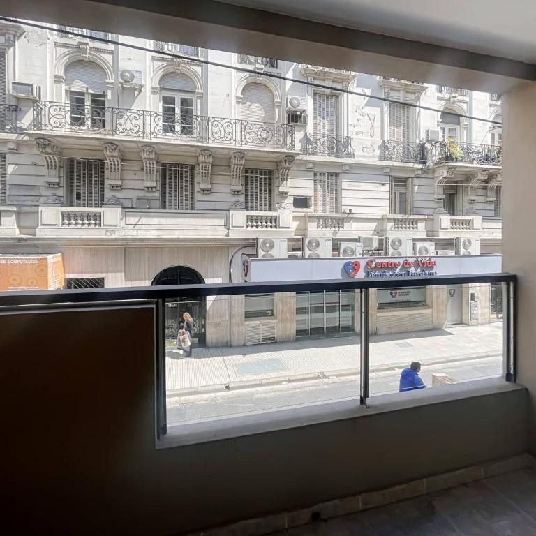 Modern Studio with Amenities and balcony in the Heart of the City - Apartamento - 6