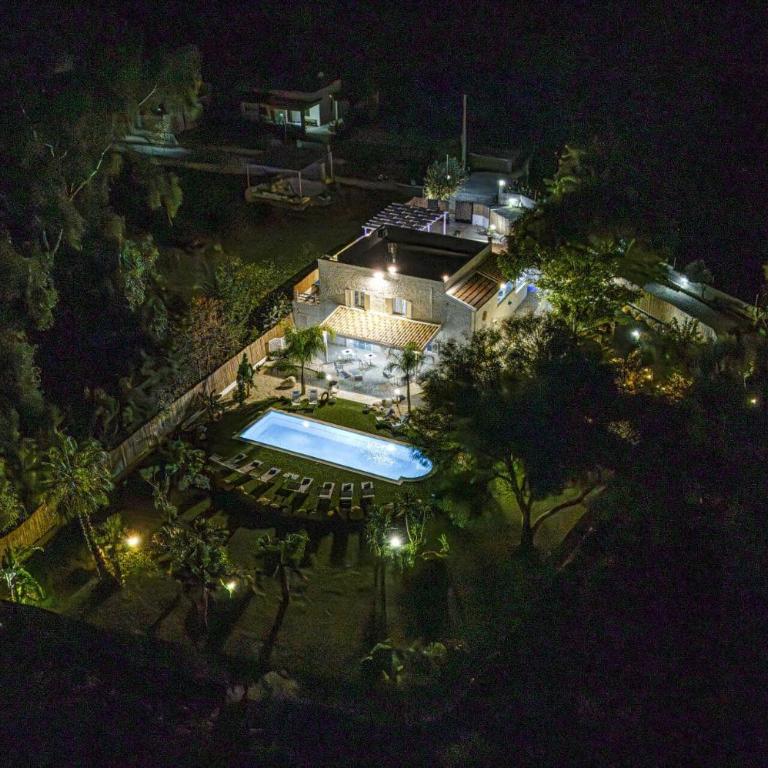 Villa Mediterraneo by Villa Plus - Villa - 14