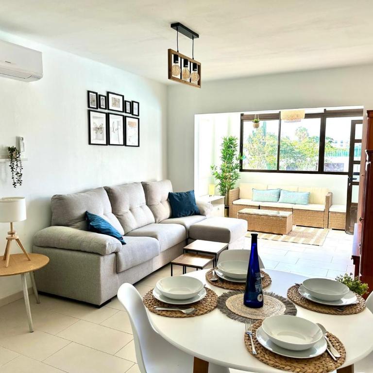 Bahia Vip - Apartamento de 2 dormitorios con vistas a la piscina - 2