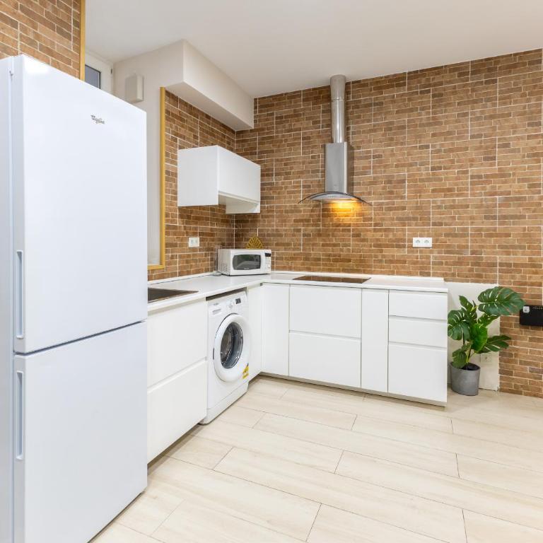 Cuatro Caminos Apartment - One-Bedroom Apartment - 2