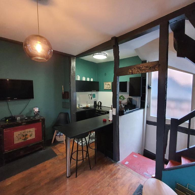 Appartement typique Rouen centre avec parking gratuit - Appartement - 5