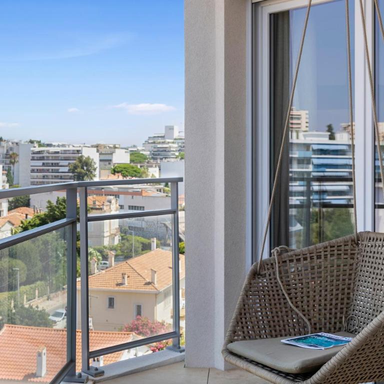 Le 701, Climatisé, toit terrasse vue mer, parking - Three-Bedroom Apartment - 20