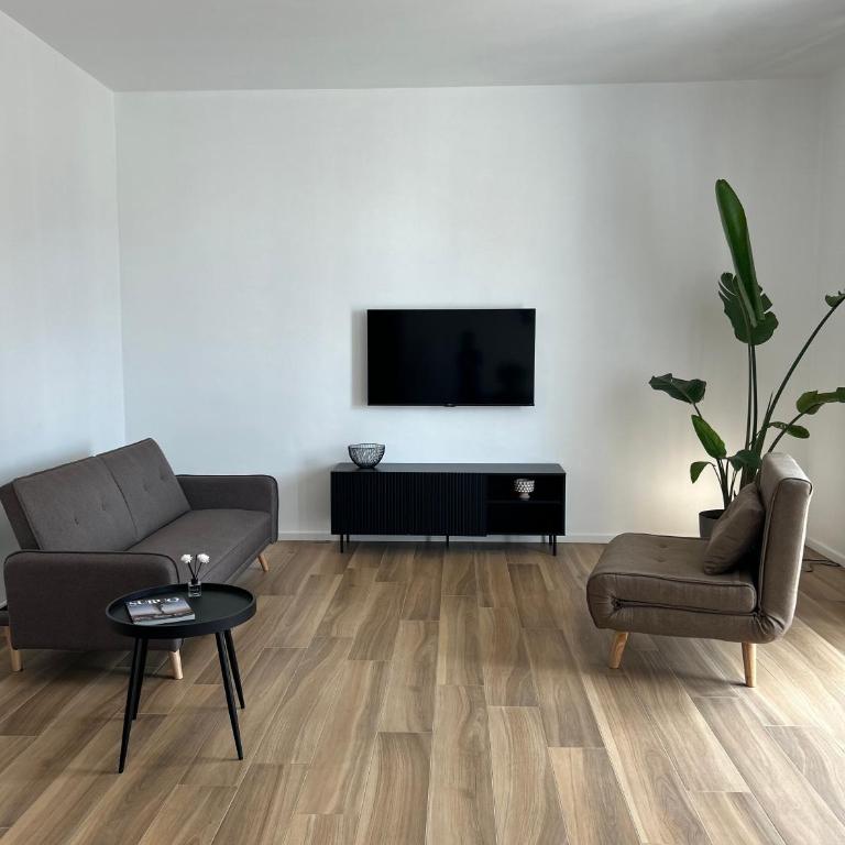 Mamalà - Appartamento con 1 Camera da Letto con Balcone e Vista Città - 1