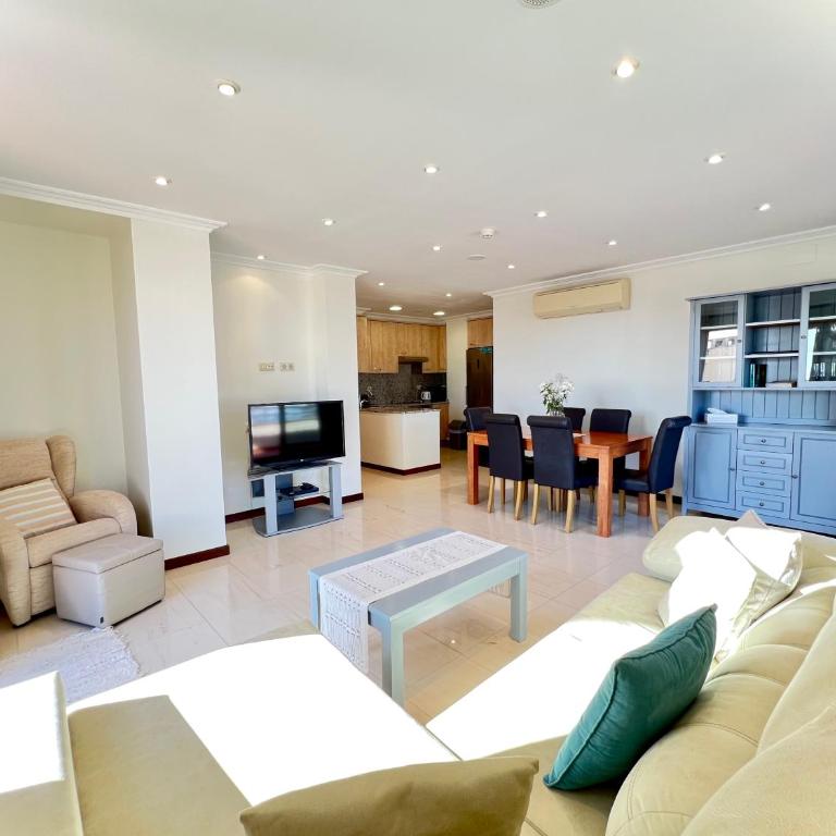 Mediterraneo Real Beach and Pool Penthouse - Apartamento de 3 dormitorios - 2