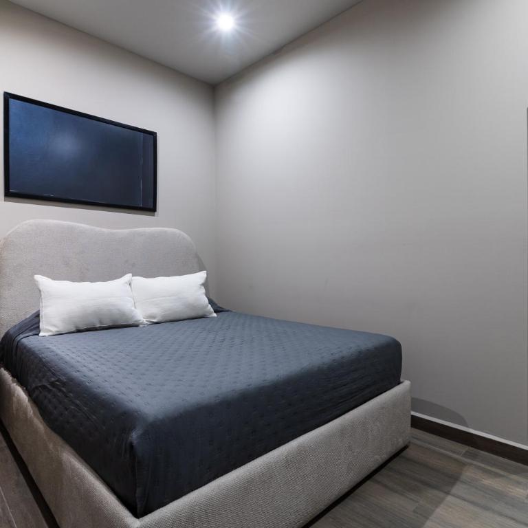 Modern Apartments with Pool and Mountain views - Three-Bedroom Deluxe Apartment - 6