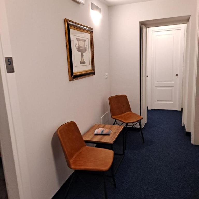 Torino Holiday Home - Deluxe Double Room - 13