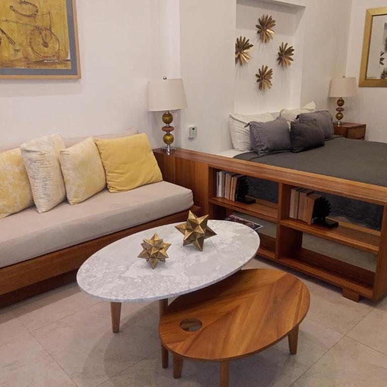 Penthouse Studio 2 blocks from Los Muertos beach - Habitación Doble con balcón - 13