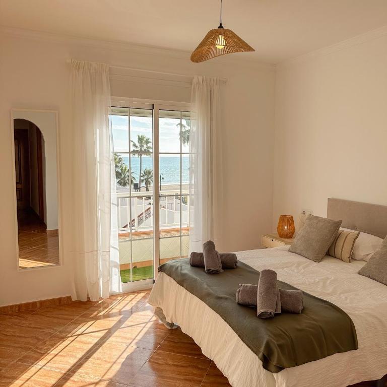 Sea Apartment Cala de Mijas - Apartamento con 3 dormitorios - Frente al océano - 1