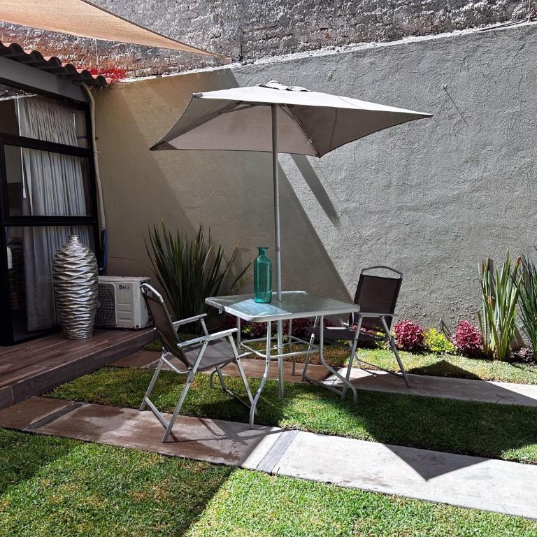 Begonias Loft a 5 Min Del Auditorio Telmex - Vacation Home - 20