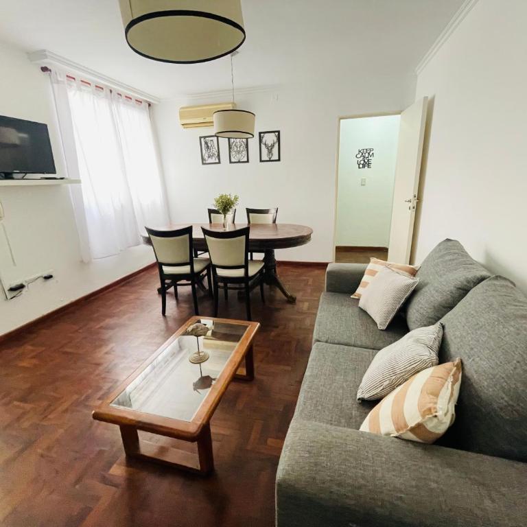 Departamento Gral Paz con pileta - Apartamento de 1 dormitorio - 2