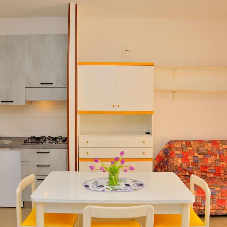 Modern studio apartment with seaview balcony - Studio - 2
