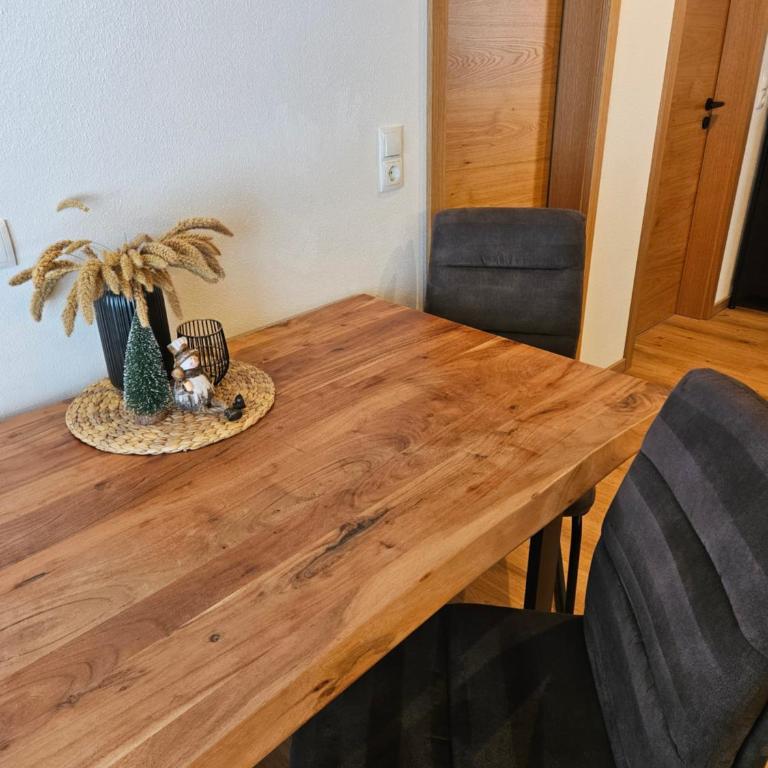 Apart Alpenflair - Apartment mit Blick auf die Berge - 8