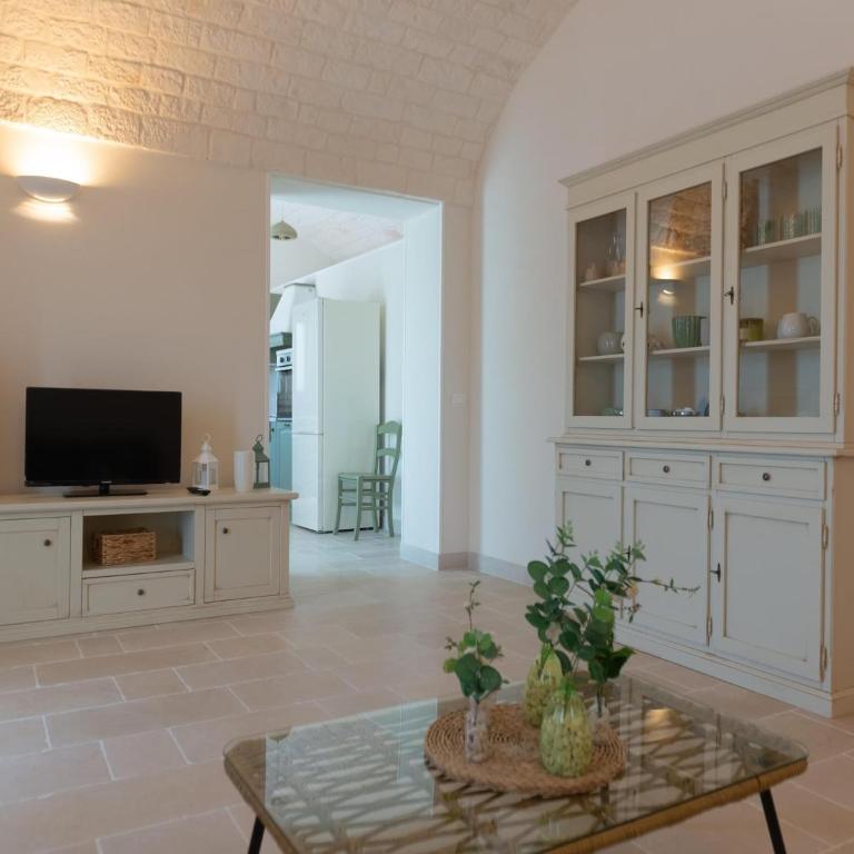 Holiday Home in Ostuni with Private Pool - Casa Vacanze con 2 Camere da Letto - 6