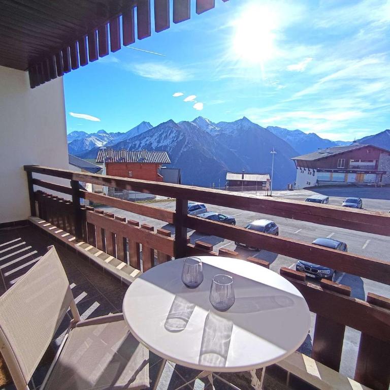 T2 confortable pour 4 pers avec balcon sud et parking à 1700m d'altitude - FR-1-457-362 - Apartment - 11