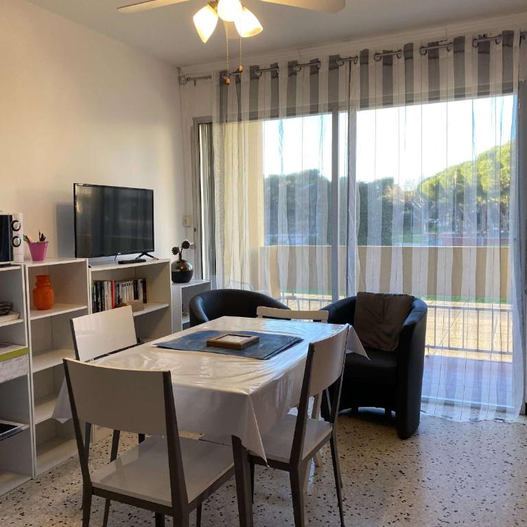 Appartement T1 à Balaruc-les-Bains avec climatisation et parking - FR-1-553-284 - Appartement - 2
