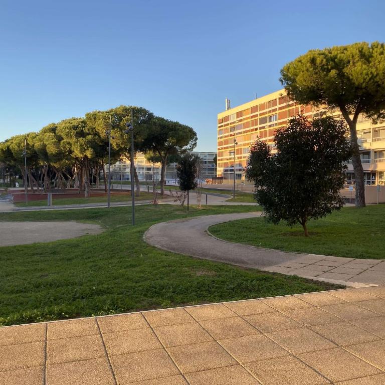 Appartement T1 à Balaruc-les-Bains avec climatisation et parking - FR-1-553-284 - Appartement - 12