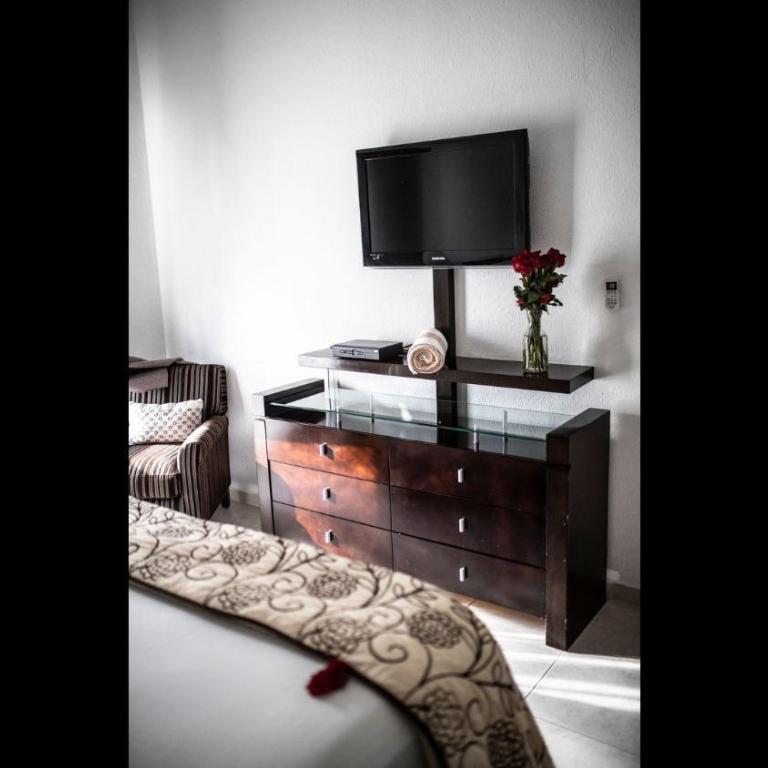 Penthouse Beach Holiday Private Jacuzzi Bbq Family Friendly Maid Service - Vacation Home - 44