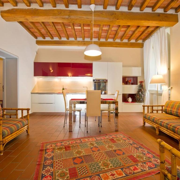 Holiday apartment rental in the heart of Lucca no01 - Appartamento - 1