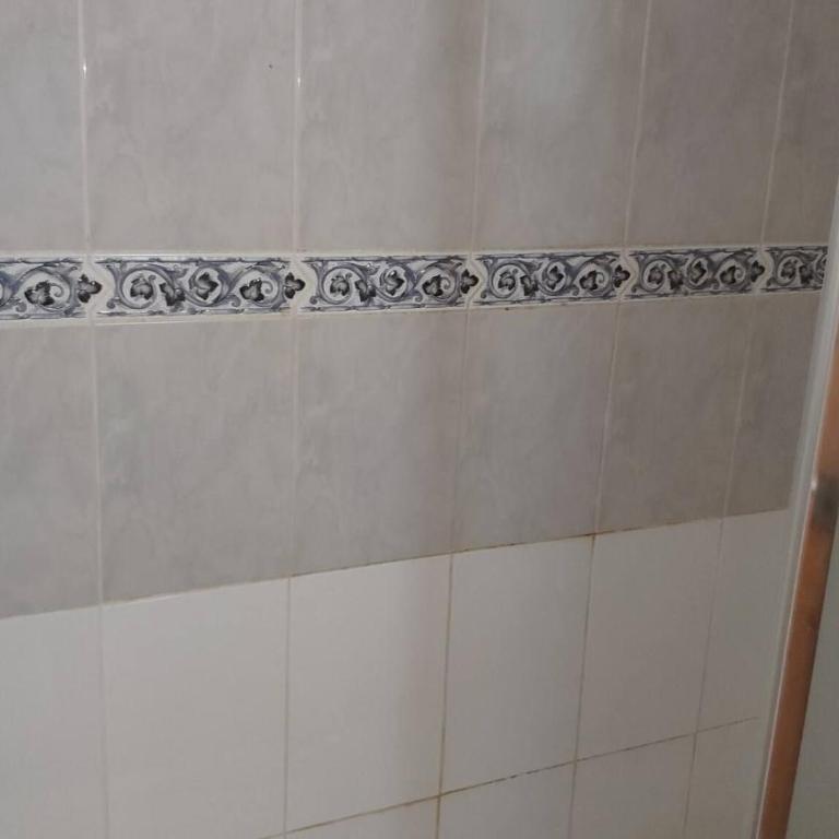 Lovely 2 Bedroom Apartment With Pool - Apartment - 13