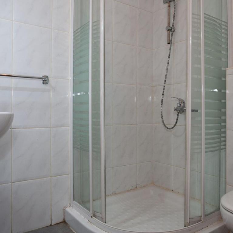 Apartment near the beach with a huge terrace, patio, wifi and parking - Apartamento - 28