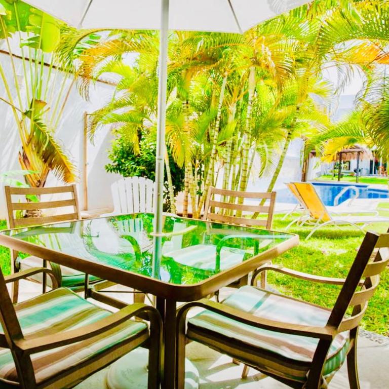Superior Comfort Room With Swimming Pool Air Conditioning and Parking - Double or Twin Room - 10