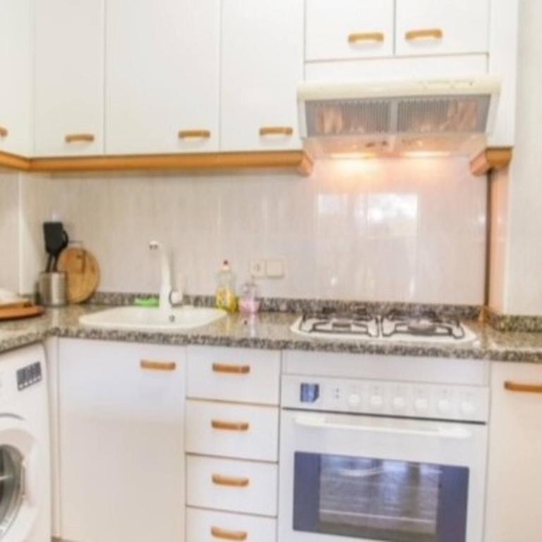Apartment Equiped Fenals Beach - Apartamento - 16