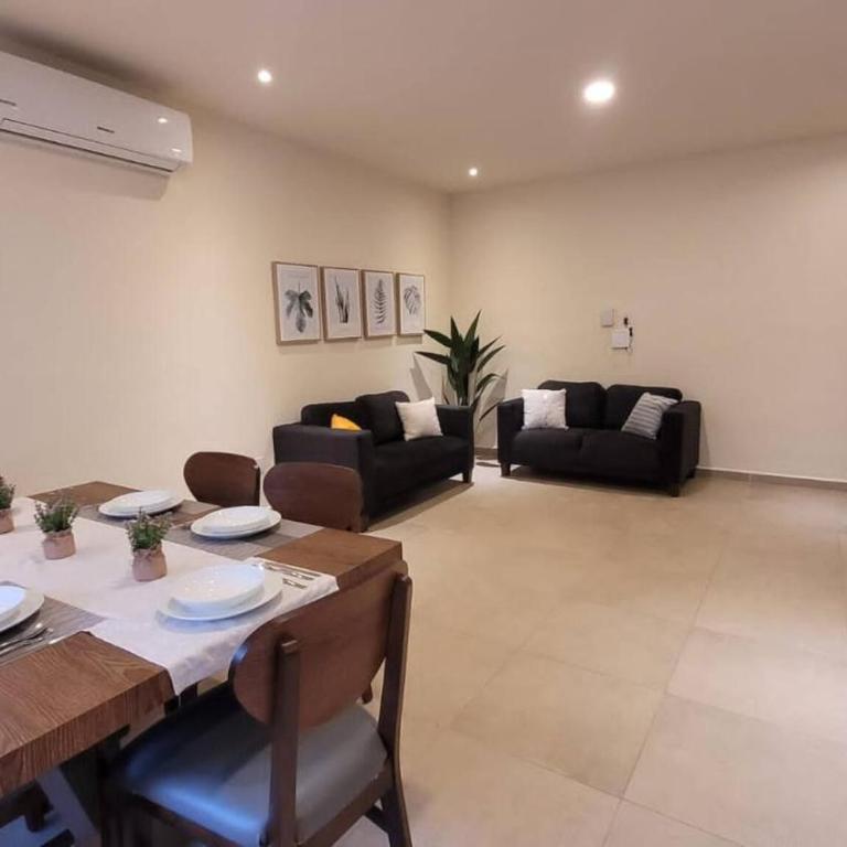 Luxury Spacious Apartmen in PdC 3km from Beach - Apartment - 6