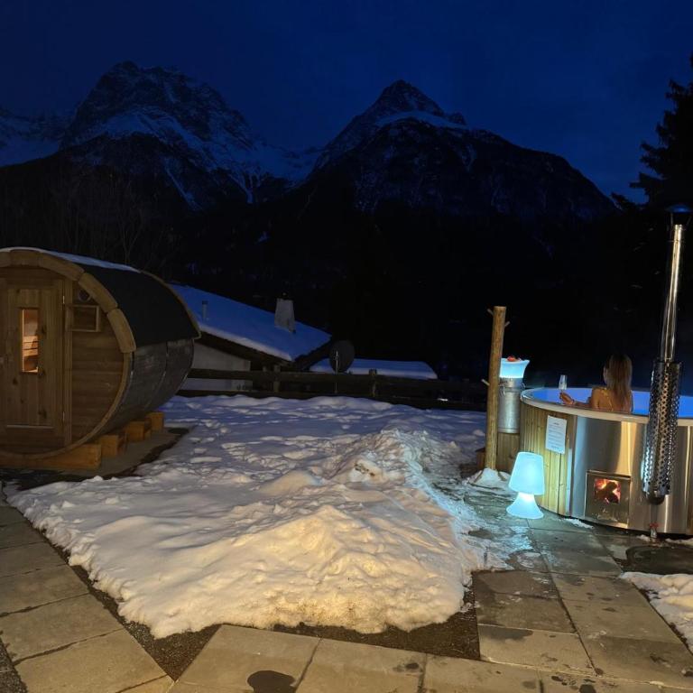 Exklusives Berg-Bijou mit Bergblick mit privaten Wellnessbereich Hot Tube und Sauna -Hunde herzlich Willkommen mit eingezäunten Grundstück - Ferienhaus - 14