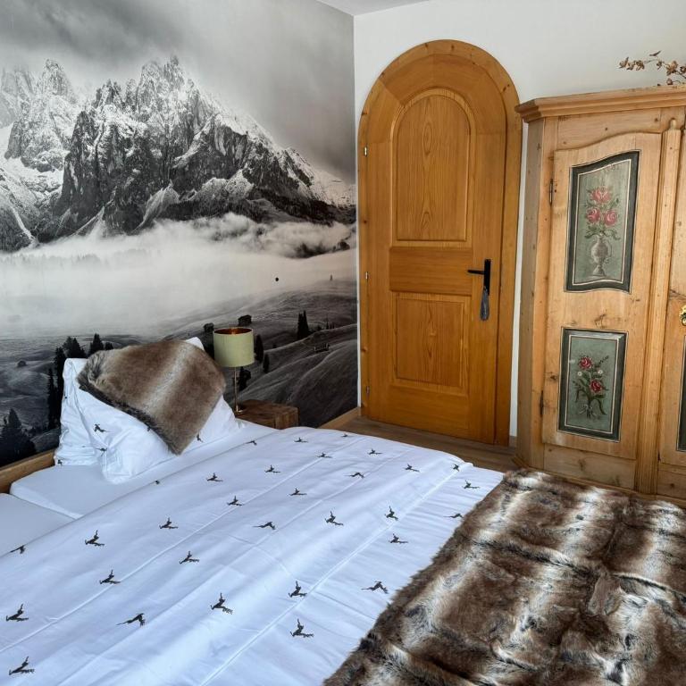 Exklusives Berg-Bijou mit Bergblick mit privaten Wellnessbereich Hot Tube und Sauna -Hunde herzlich Willkommen mit eingezäunten Grundstück - Ferienhaus - 67