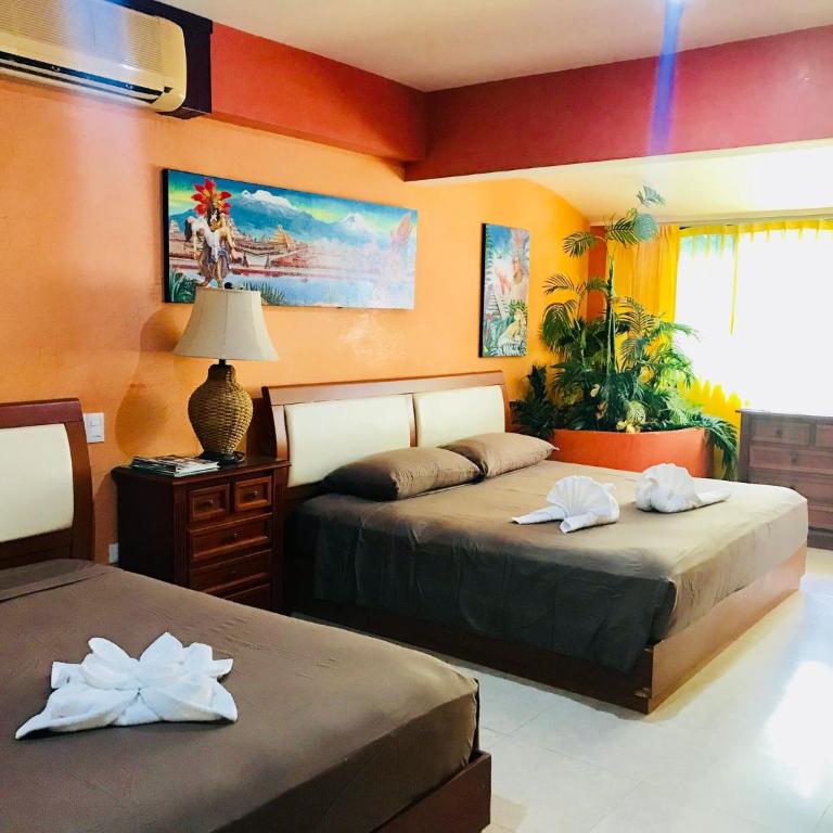 Suite Jacuzzi Room in Stunning Villa Playacar Ii - Habitación Doble - 1 o 2 camas - 5