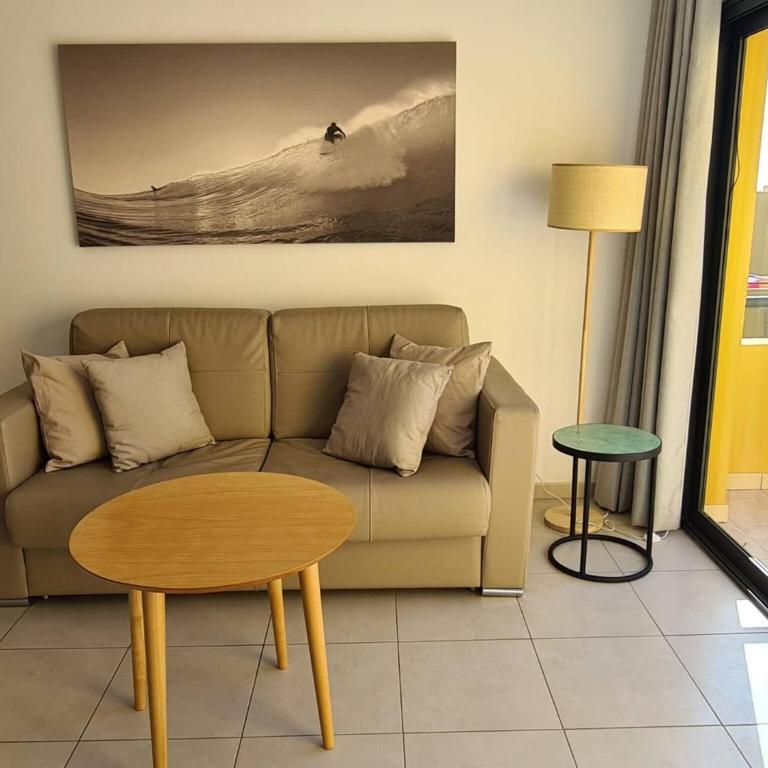 Beach Apt With Fast Wifi - Apartamento - 6