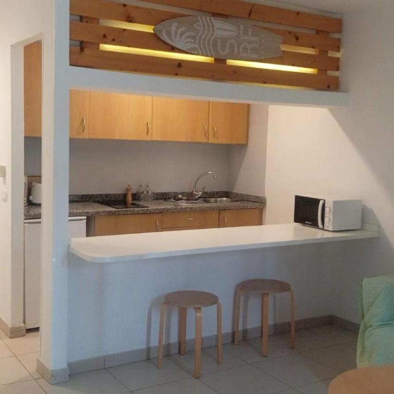 Beach Apt With Fast Wifi - Apartamento - 10