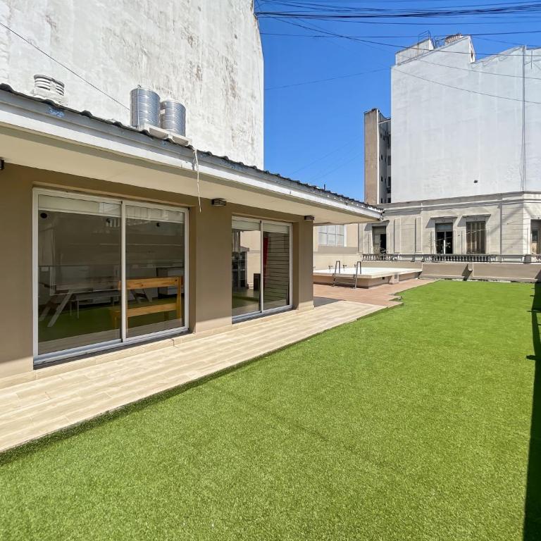 Modern Studio with Amenities and balcony in the Heart of the City - Apartamento - 21