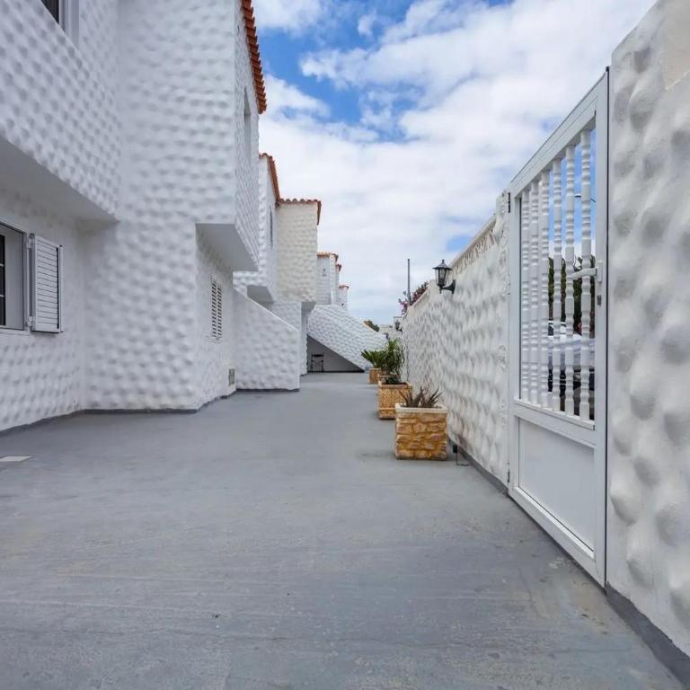 Apartment near the beach, big terrace with nice sea views, wifi and parking - Apartamento - 26
